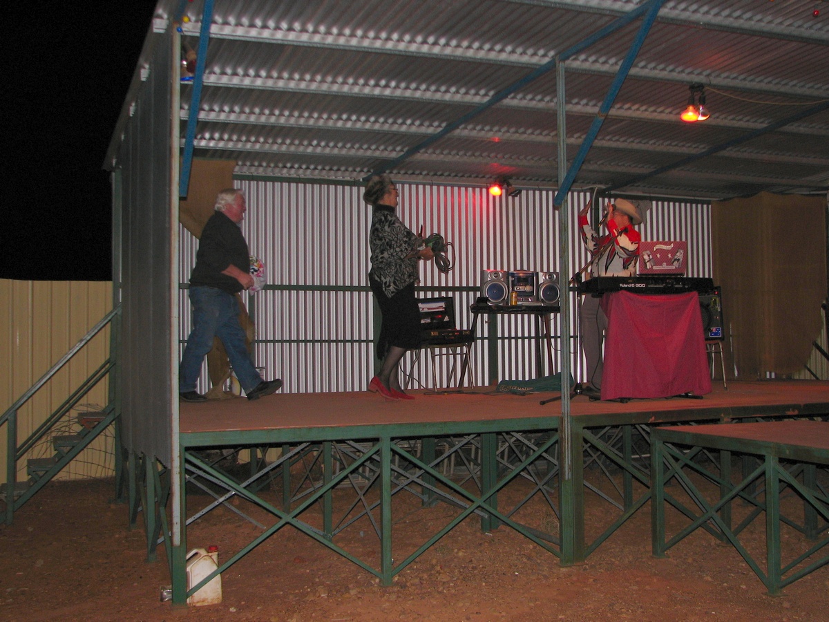 Opening of the Yowah Opal Festival 2009